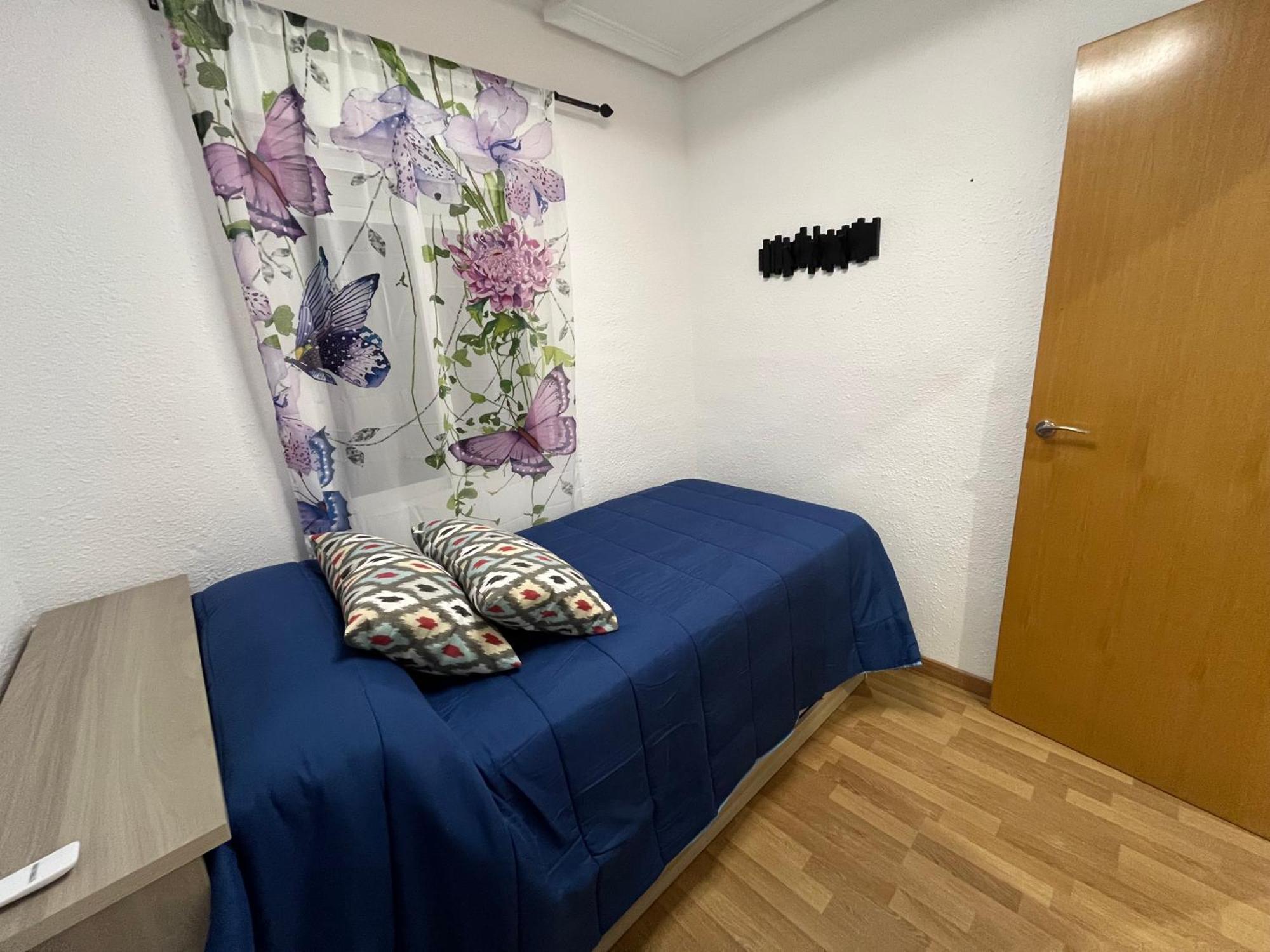 Marqplace Beach Free Parking And Ac Alicante Zewnętrze zdjęcie