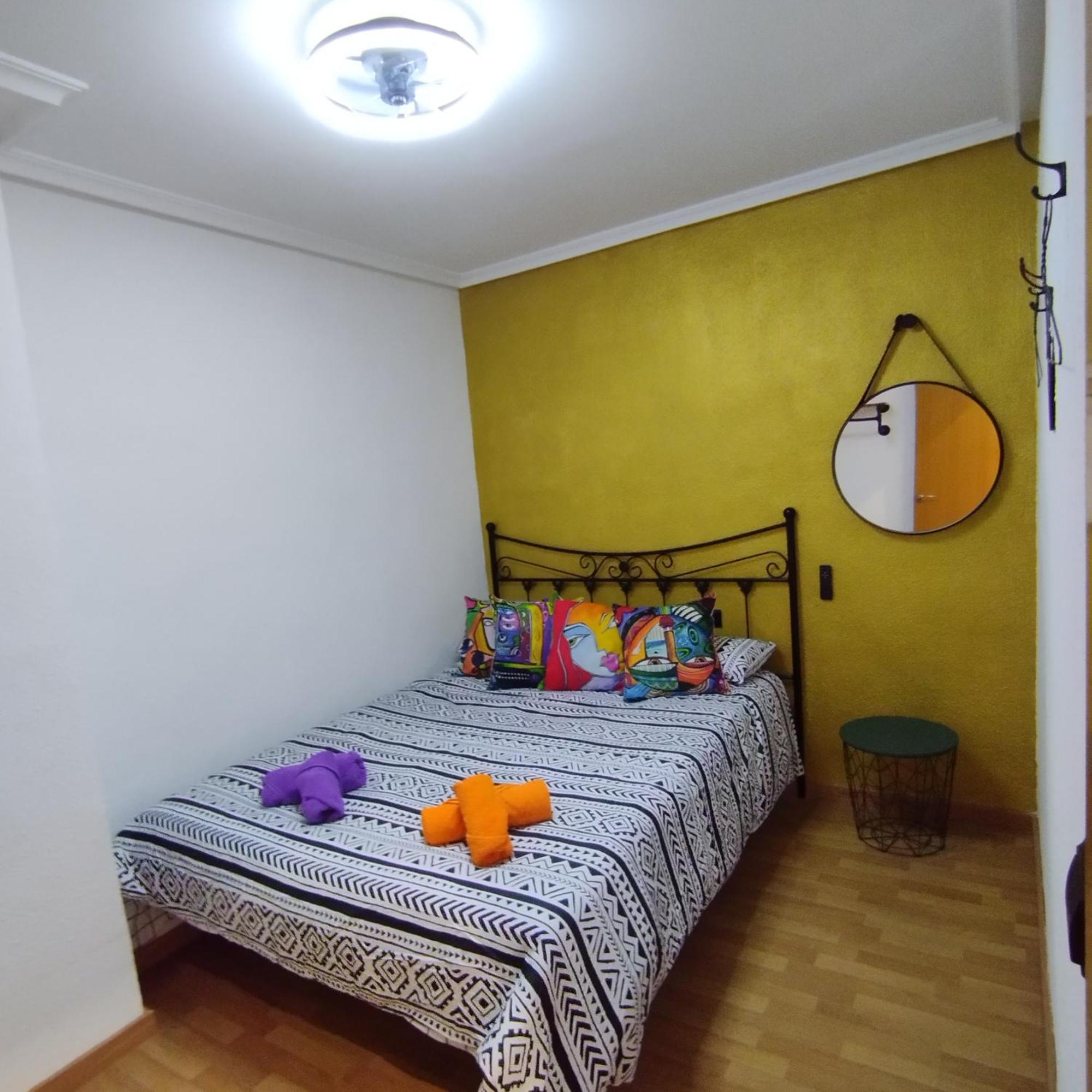 Marqplace Beach Free Parking And Ac Alicante Zewnętrze zdjęcie